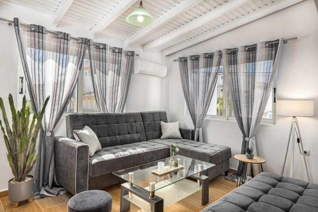 Dennis City Center Elegant Apartment Zákynthos by Eksteriør bilde